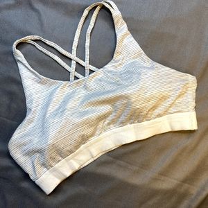 Sports bra